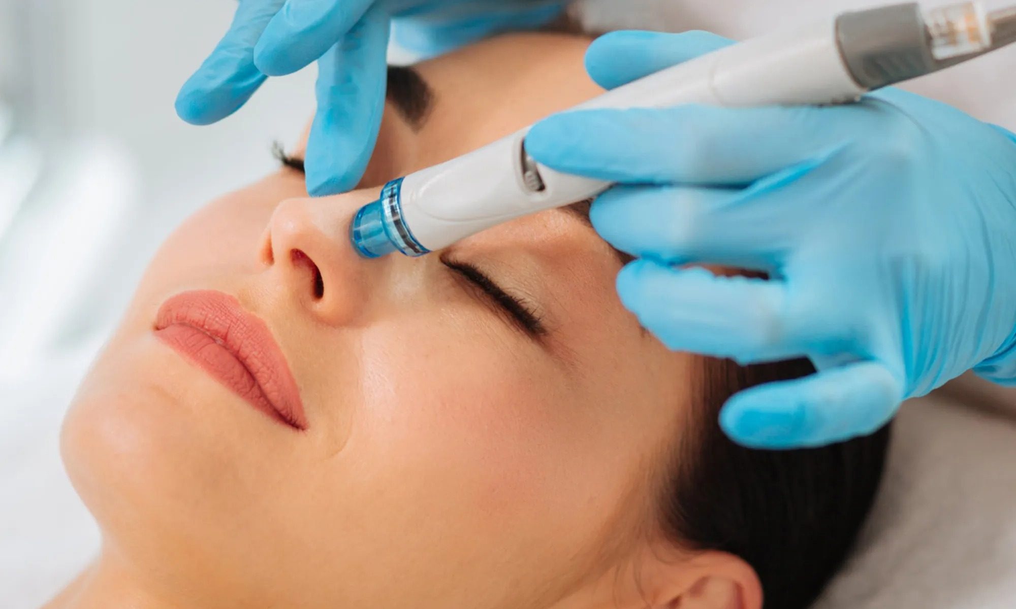 Top Benefits of Hydrating Facial Services for Dry & Dull Skin